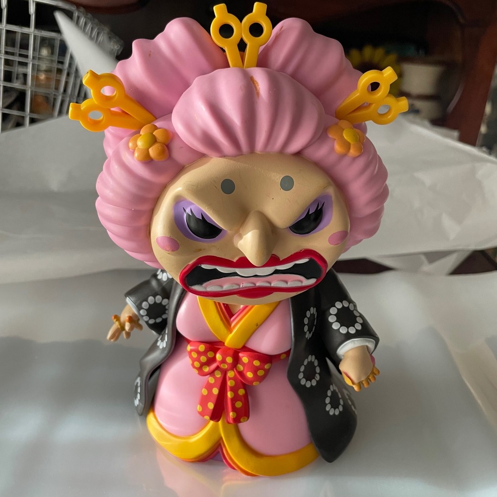 Funko Pop One Piece Big Mom Kimono Wano Arc Vinyl Figure 7 Inch DRM250220
